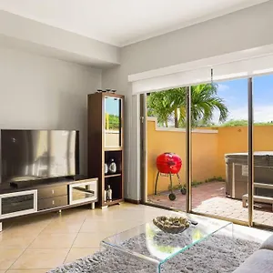 https://incredible-house-in-gold-coast.comcaribbean.com