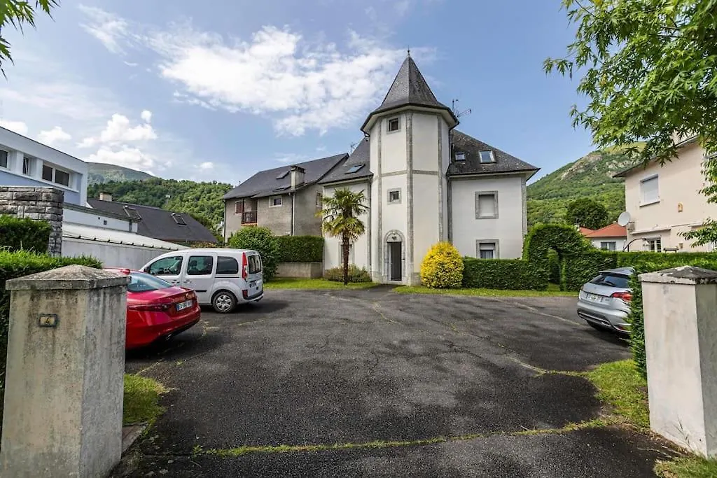 Joli Appartement T2 Pres Du Parc Thermal Argeles-Gazost 0*,  France
